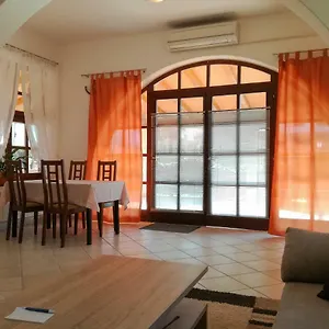 Sandra Apartment